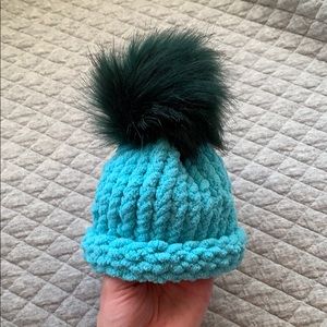 HANDMADE INFANT/NEWBORN TOQUES